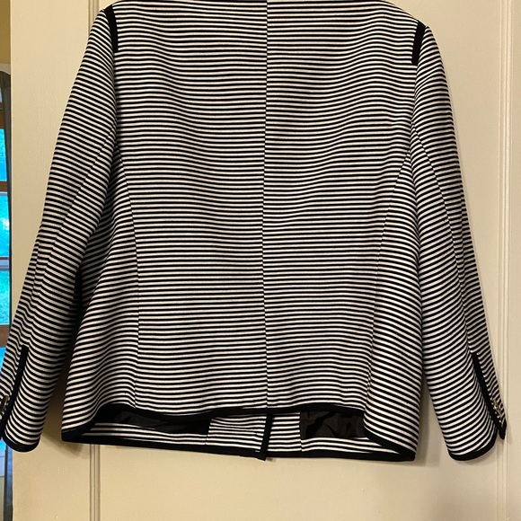 Talbot’s jacket - Picture 2 of 4